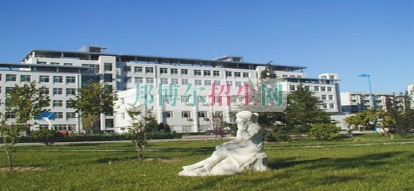 阿拉善職業(yè)技術(shù)學(xué)院?？圃盒閹讓? width=