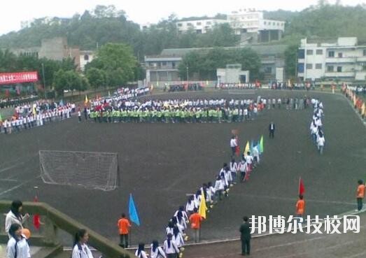 重慶第一財貿(mào)學(xué)校2020年報名條件、招生要求、招生對象