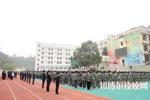 重慶統(tǒng)景職業(yè)中學(xué)怎么樣、好不好