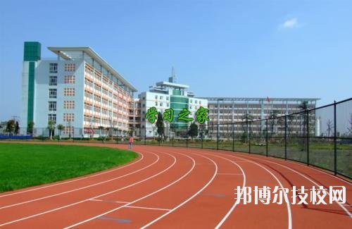 成都核瑞工程職業(yè)技術(shù)學(xué)校2020年報名條件、招生要求、招生對象