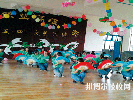 廣豐職業(yè)高級(jí)中學(xué)2020年招生辦聯(lián)系電話(huà)