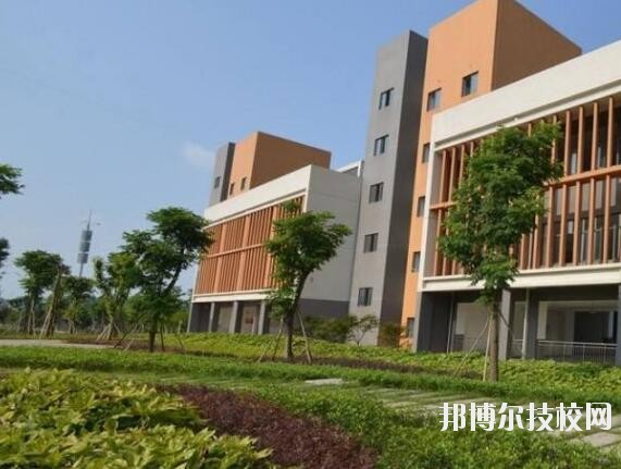 重慶育才職業(yè)教育中心2020年招生辦聯系電話