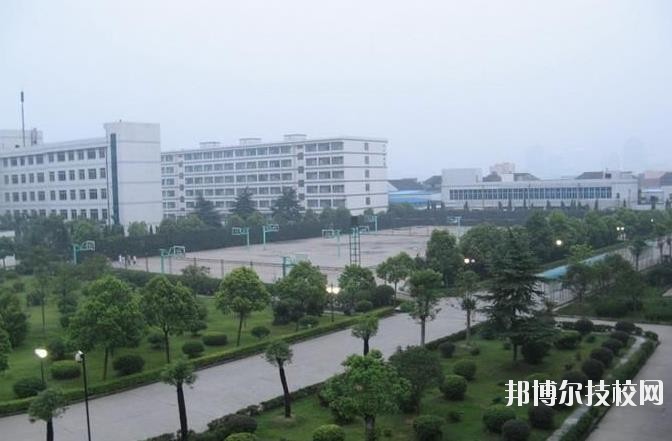 浙江工業(yè)職業(yè)技術(shù)學(xué)院怎么樣、好不好