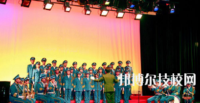 平?jīng)隼砉ぶ械葘I(yè)學(xué)校2020年報(bào)名條件、招生要求、招生對(duì)象