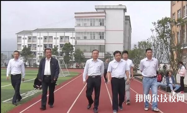 丹寨民族職業(yè)技術(shù)學(xué)校2020年報(bào)名條件、招生要求、招生對(duì)象