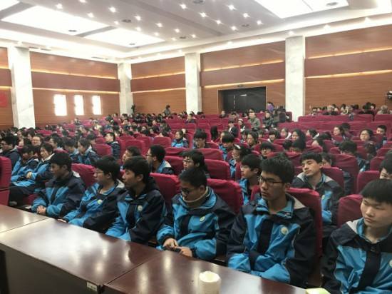 南京商業(yè)學(xué)校2020年報名條件、招生要求、招生對象