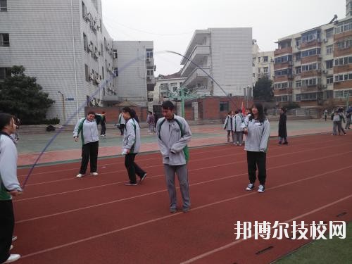 西安市商貿(mào)旅游成人中等專業(yè)學(xué)校2020年報(bào)名條件、招生要求、招生對象