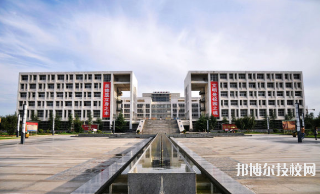 陜西商貿(mào)學(xué)院附屬中職校2020年報(bào)名條件、招生要求、招生對(duì)象 