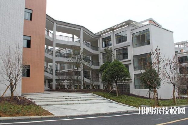 修水職業(yè)中專(zhuān)學(xué)校怎么樣、好不好