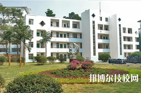  上高職業(yè)技術(shù)學(xué)校怎么樣、好不好