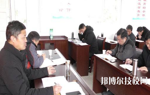 臨安市中等職業(yè)技術(shù)學(xué)校2020年報名條件、招生要求、招生對象