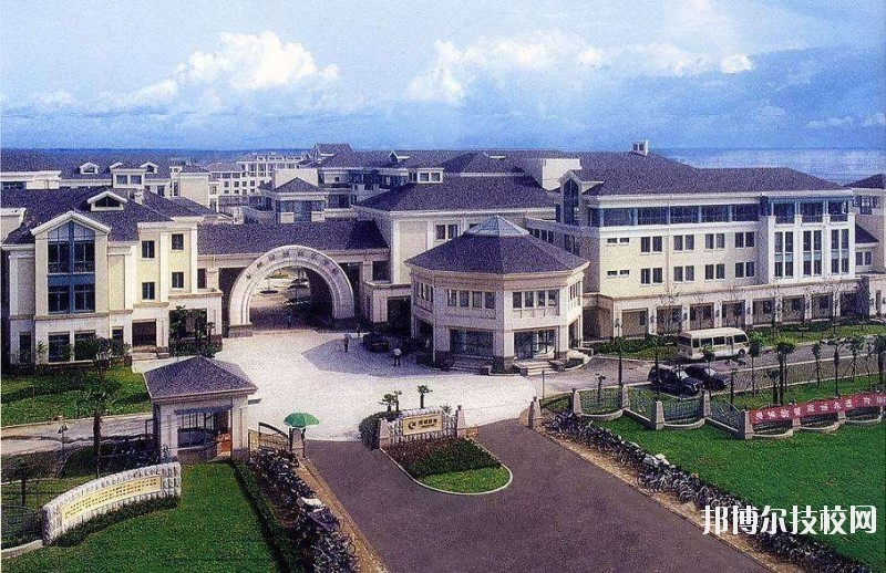 成都市育華職業(yè)學(xué)校2020年報(bào)名條件、招生要求、招生對(duì)象