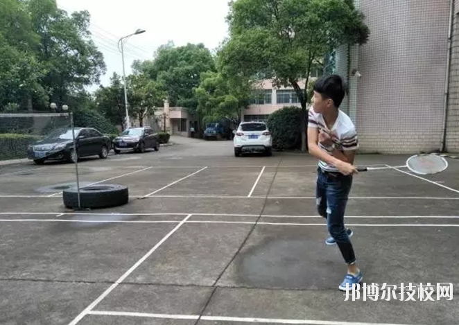 江西新興產(chǎn)業(yè)工程學(xué)校2020年報(bào)名條件、招生要求、招生對(duì)象