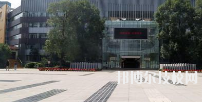 武威西牛職業(yè)技術(shù)學校2020年報名條件、招生要求、招生對象