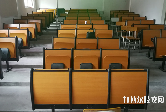 梅州梅鐵職業(yè)技術(shù)學(xué)校2020年報(bào)名條件、招生要求、招生對象