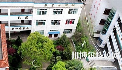貴州鳳岡縣中等職業(yè)學校2020年報名條件、招生要求、招生對象