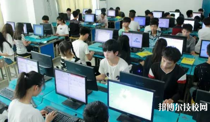 信豐中等專業(yè)學(xué)校怎么樣、好不好