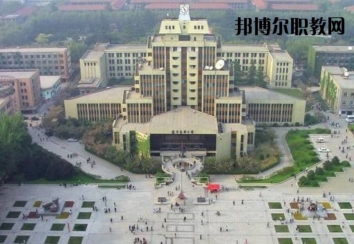 天門(mén)職教中心2020年報(bào)名條件、招生要求、招生對(duì)象