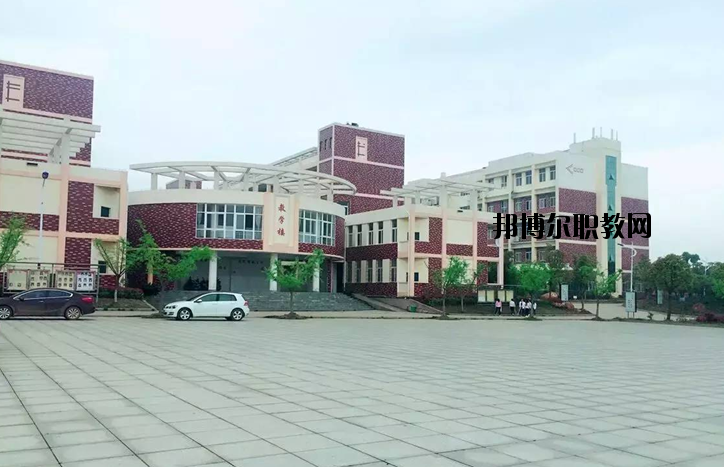都昌中等專(zhuān)業(yè)學(xué)校2020年招生辦聯(lián)系電話