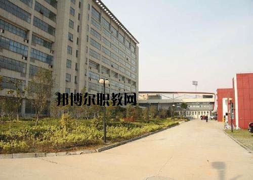 九江華東電子信息學(xué)校2020年報名條件、招生要求、招生對象 