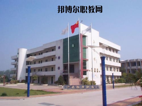 昭陽(yáng)區(qū)高級(jí)職業(yè)中學(xué)2020年報(bào)名條件、招生要求、招生對(duì)象