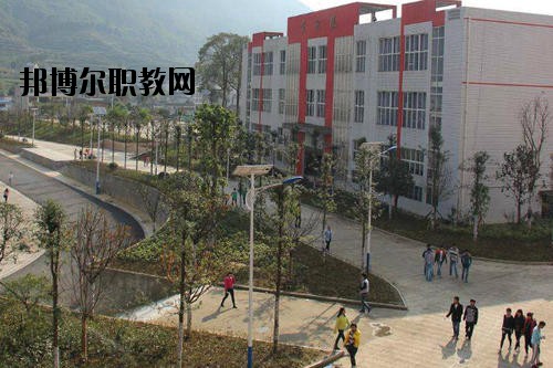 自貢市影視藝術(shù)學校2020年報名條件、招生要求、招生對象