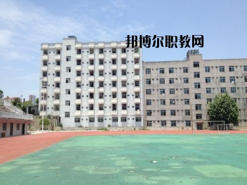 貴州省電子工業(yè)學(xué)校2020年報(bào)名條件、招生要求、招生對(duì)象