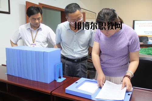 南充外國(guó)語(yǔ)中等專(zhuān)業(yè)學(xué)校2020年報(bào)名條件、招生要求、招生對(duì)象