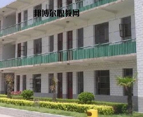 新鄉(xiāng)衛(wèi)生學(xué)校怎么樣、好不好