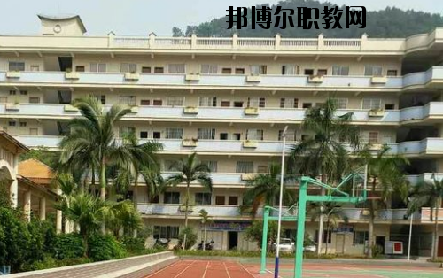 防城港理工職業(yè)學校2020年報名條件、招生要求、招生對象