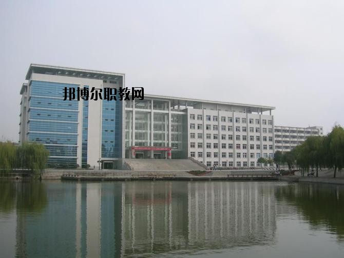 永仁縣職業(yè)高級(jí)中學(xué)2020年學(xué)費(fèi)、收費(fèi)多少