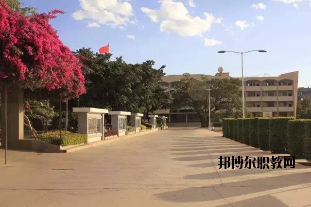 元謀縣職業(yè)高級(jí)中學(xué)2020年報(bào)名條件、招生要求、招生對(duì)象