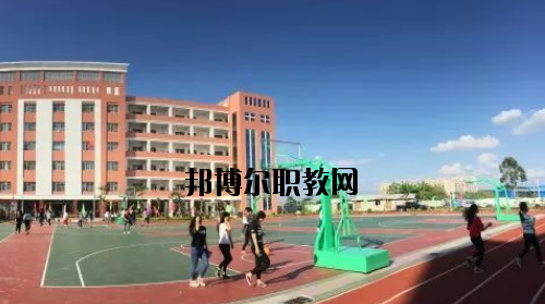 玉林機(jī)電工程學(xué)校2020年報(bào)名條件、招生要求、招生對(duì)象