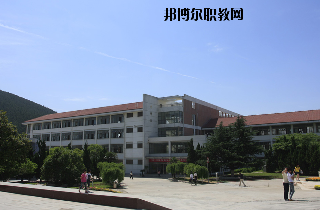 江蘇張家港第三職業(yè)高級中學(xué)2020年報名條件、招生要求、招生對象