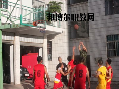 新平縣職業(yè)高級(jí)中學(xué)怎么樣、好不好