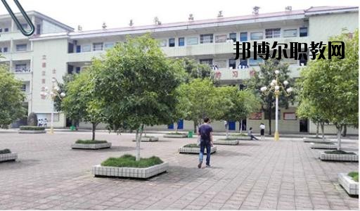 萍鄉(xiāng)福田職業(yè)中學(xué)2020年報名條件、招生要求、招生對象