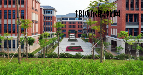 東莞輕工業(yè)學(xué)校2020年報(bào)名條件、招生要求、招生對(duì)象