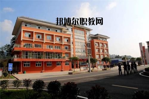 黔東南州國(guó)防科技學(xué)校怎么樣，好不好