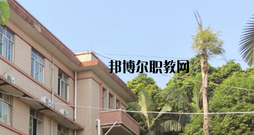 廣西工貿(mào)職業(yè)技術(shù)學(xué)校怎么樣、好不好