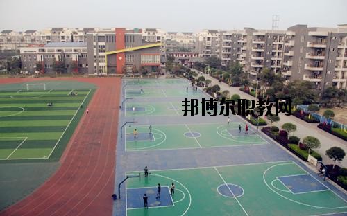 成都機(jī)電工程學(xué)校2020年報(bào)名條件、招生要求、招生對(duì)象