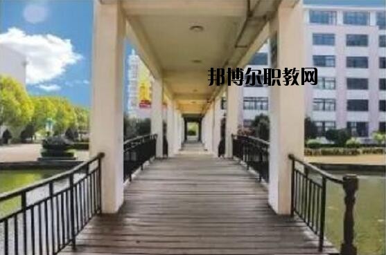 臨海豪情汽車工業(yè)學校網址網站