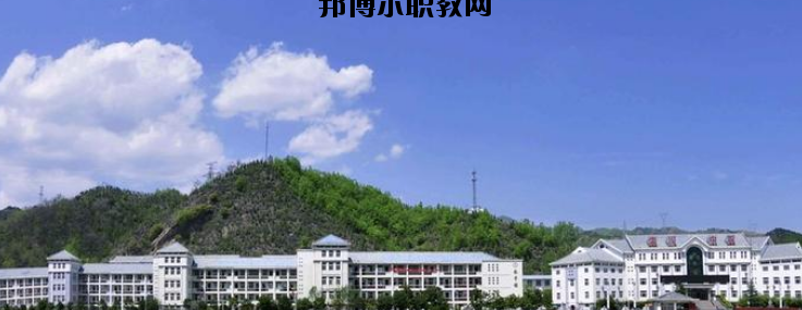 欒川中等職業(yè)學(xué)校2021年報(bào)名條件、招生要求、招生對(duì)象