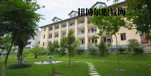 梅州農(nóng)業(yè)學(xué)校2020年報(bào)名條件、招生要求、招生對(duì)象