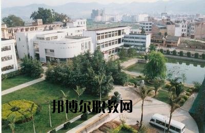 文山三鑫中等職業(yè)技術(shù)學校2020年報名條件、招生要求、招生對象