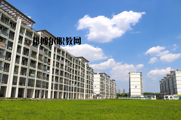 南京師范大學(xué)泰州學(xué)院2020年報(bào)名條件、招生要求、招生對(duì)象
