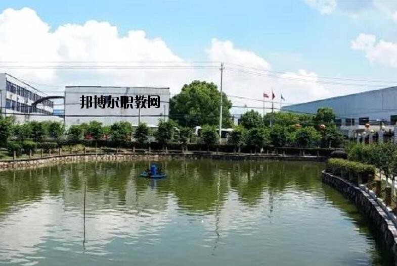 寧?？h雙林職業(yè)學校2020年報名條件、招生要求、招生對象