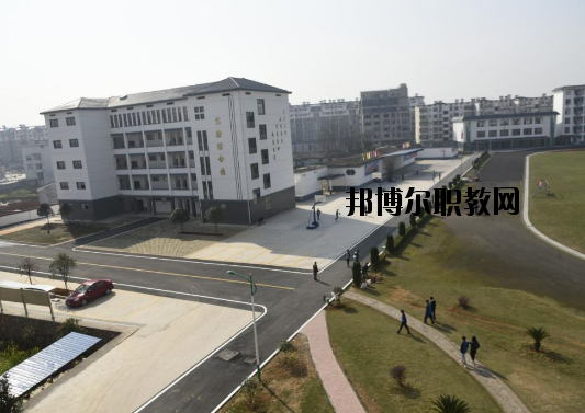 宜豐中等專(zhuān)業(yè)學(xué)校2020年報(bào)名條件、招生要求、招生對(duì)象