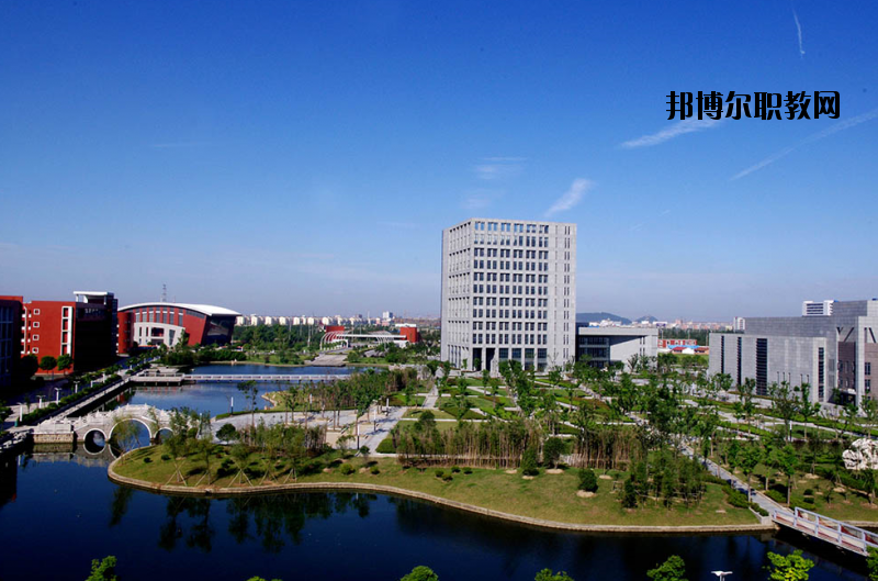 南通航運(yùn)職業(yè)技術(shù)學(xué)院2020年報(bào)名條件、招生要求、招生對象