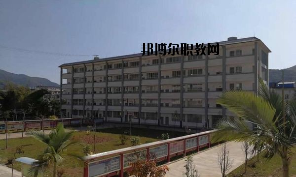西盟縣職業(yè)高級(jí)中學(xué)2020年報(bào)名條件、招要求、招生對(duì)象