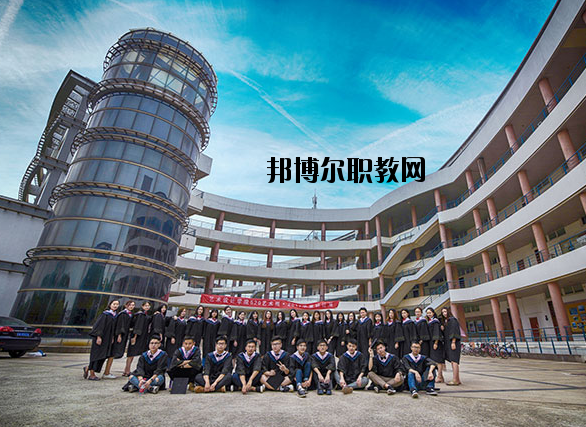 南京財(cái)經(jīng)大學(xué)怎么樣、好不好